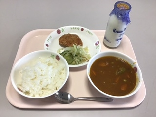 今日の給食の写真