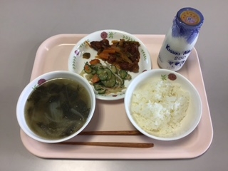 今日の給食の写真