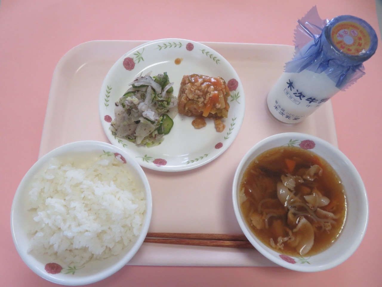 今日の給食の写真