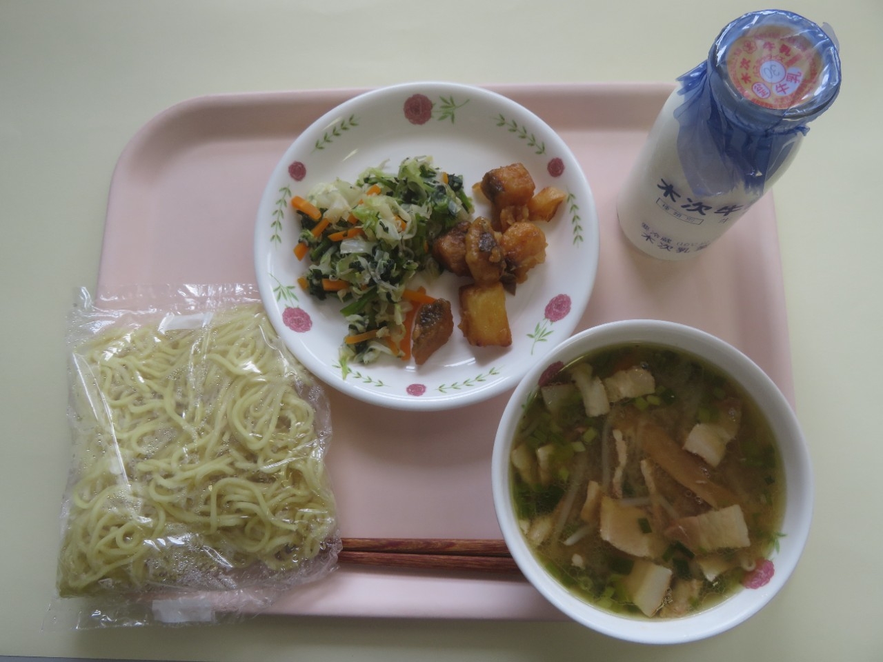 今日の給食の写真