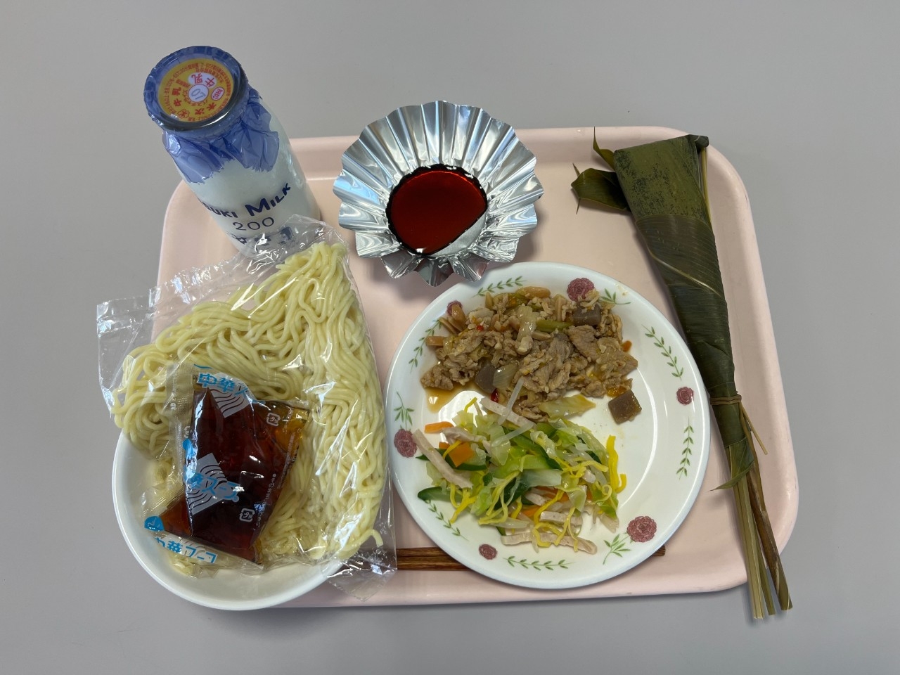 今日の給食の写真