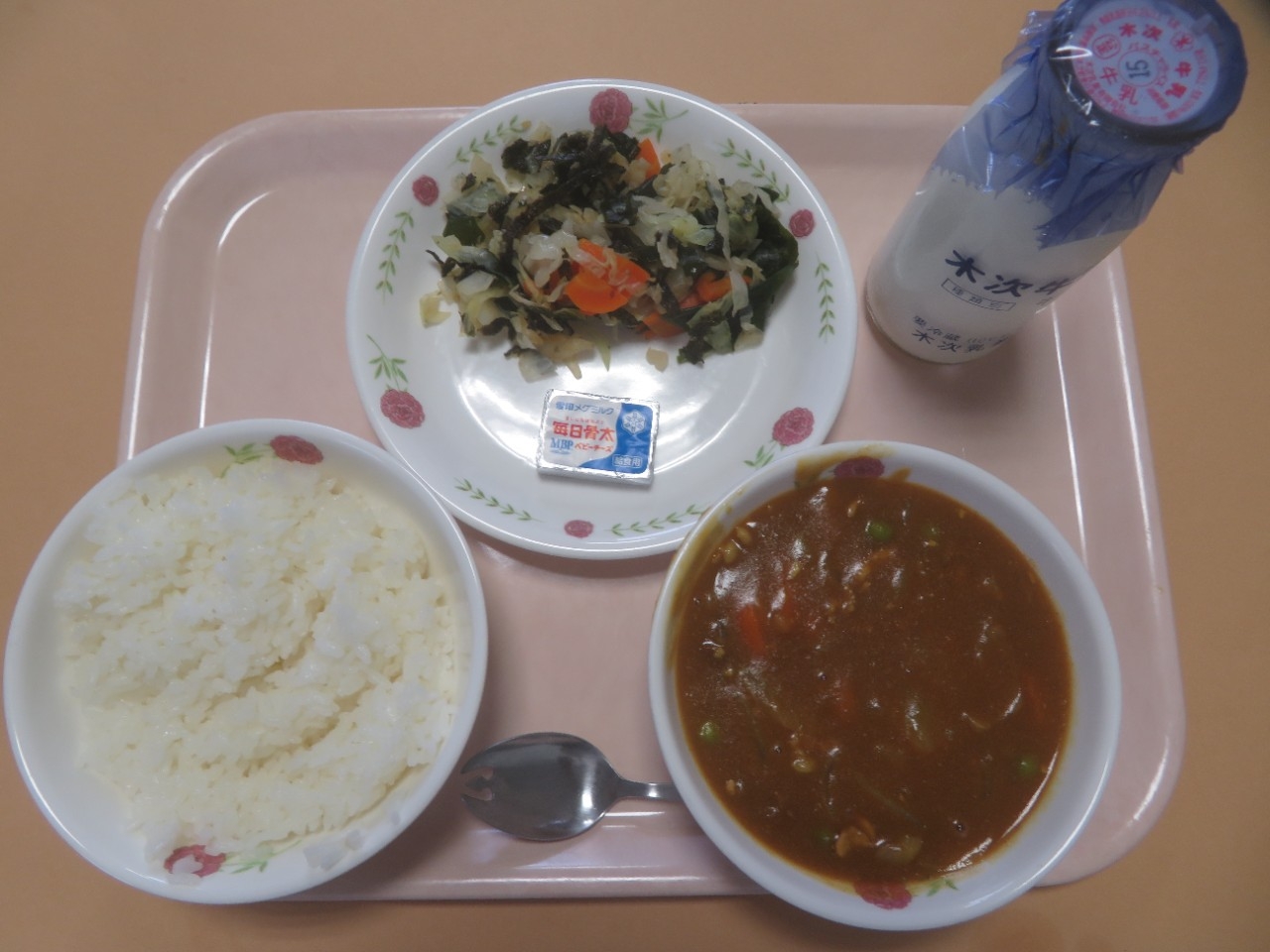 今日の給食の写真