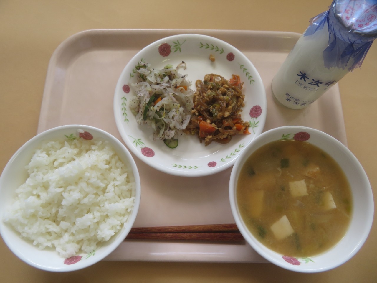 今日の給食の写真