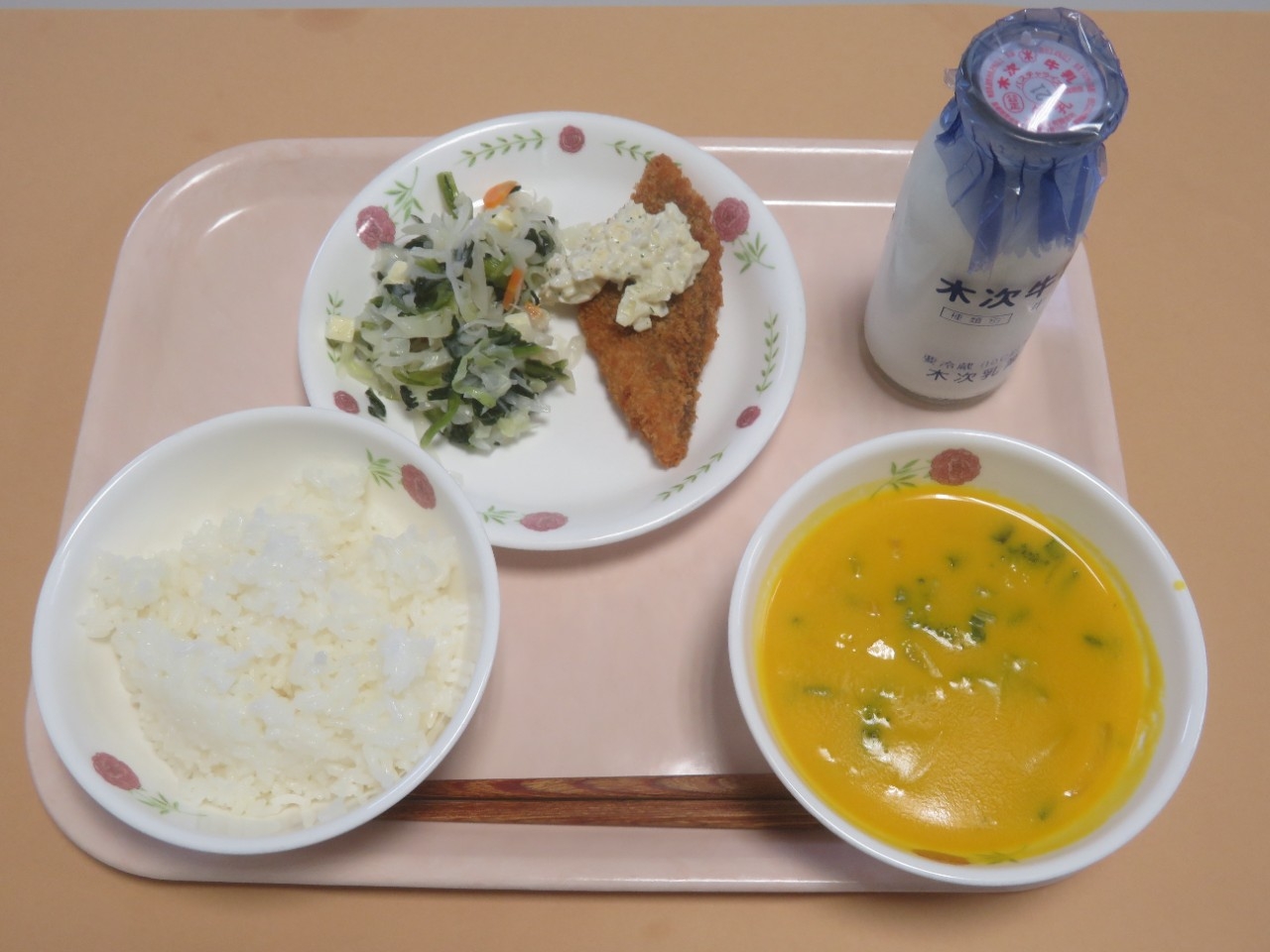 今日の給食の写真