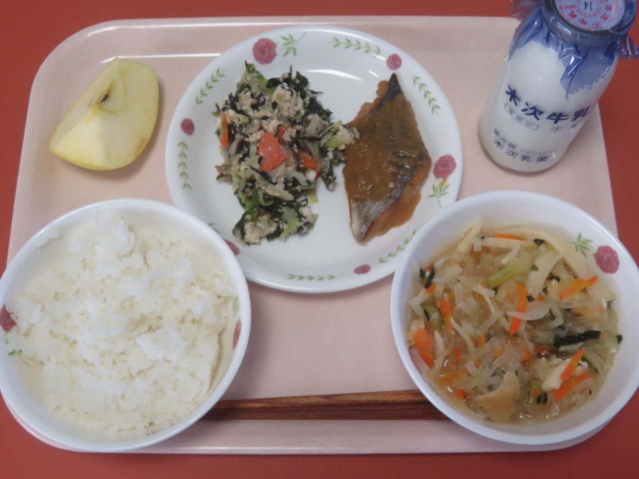 今日の給食の写真