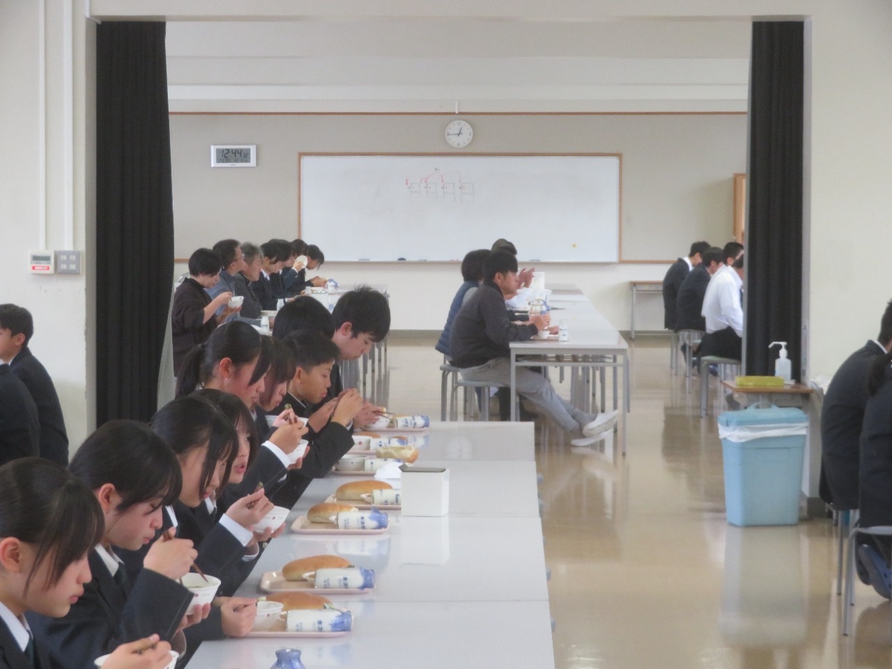 今日の給食の写真