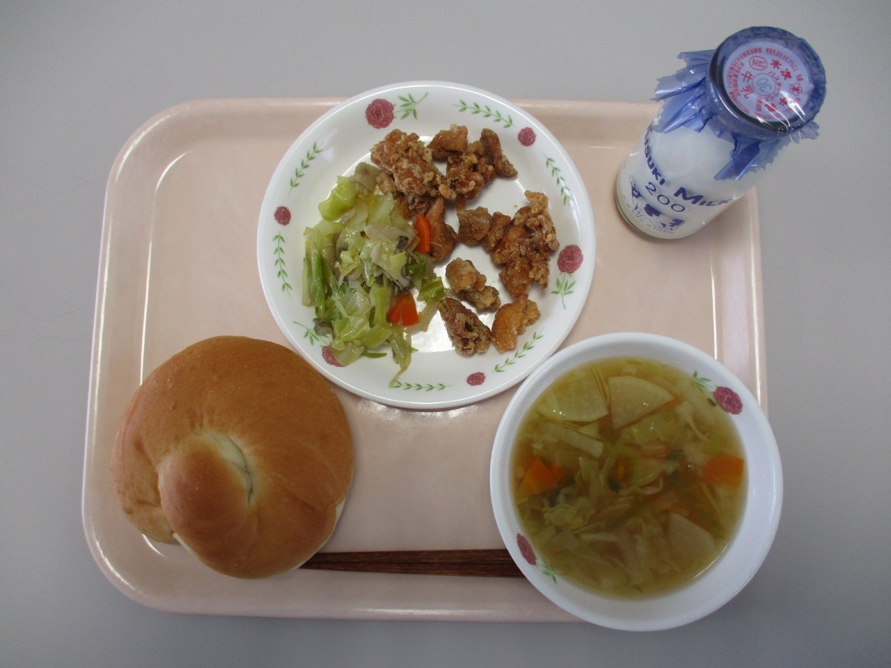 今日の給食の写真