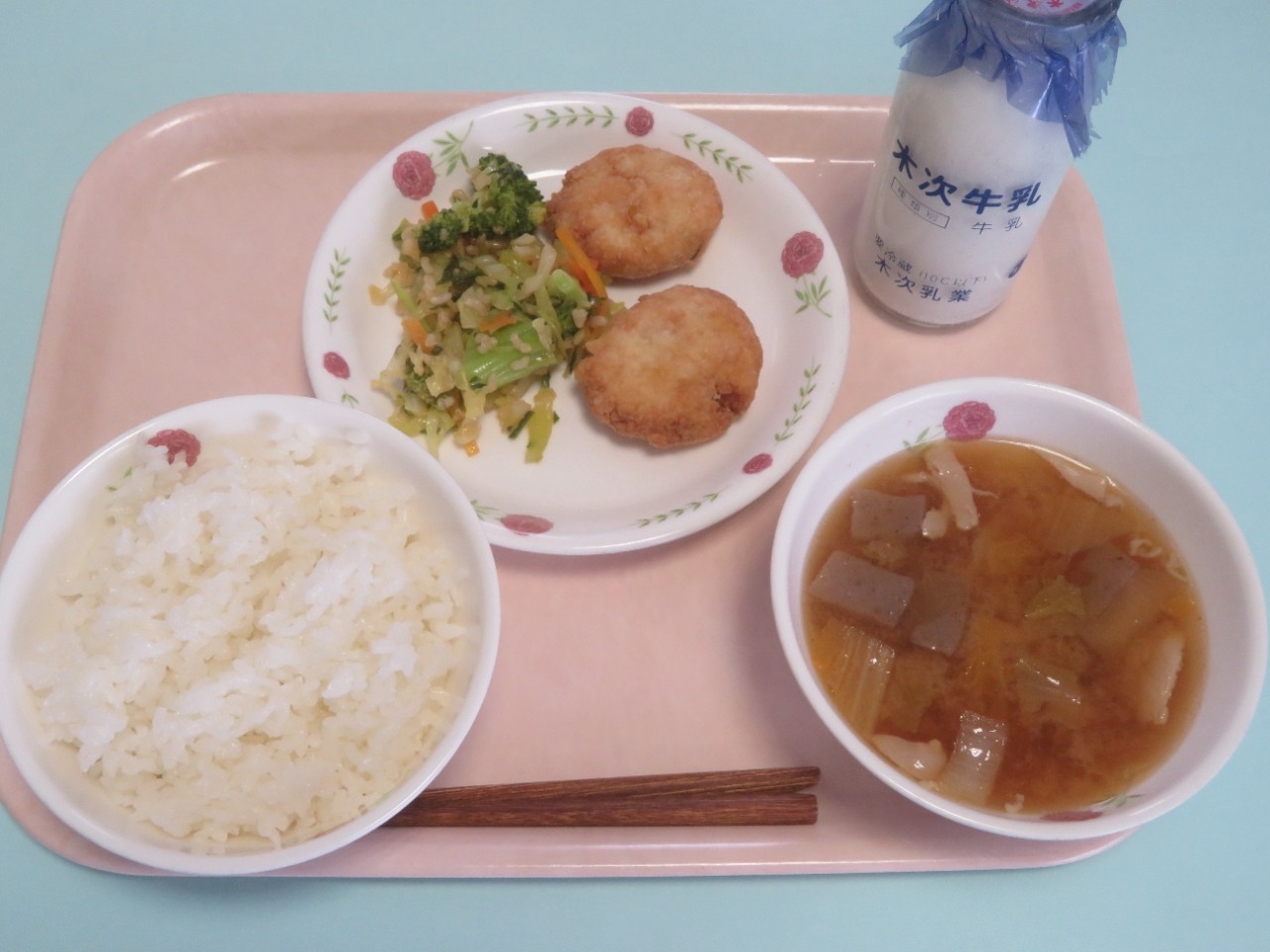 今日の給食の写真