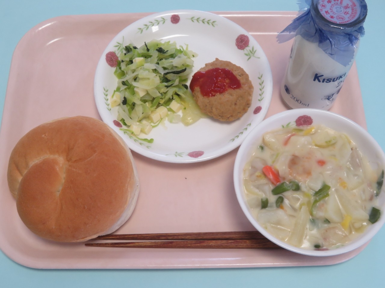 今日の給食の写真