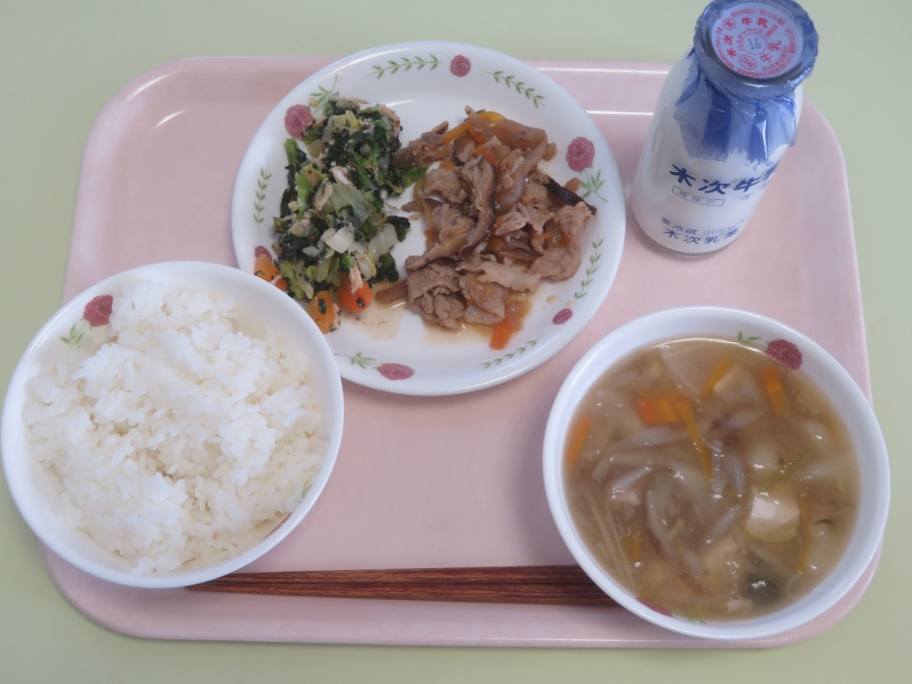 今日の給食の写真