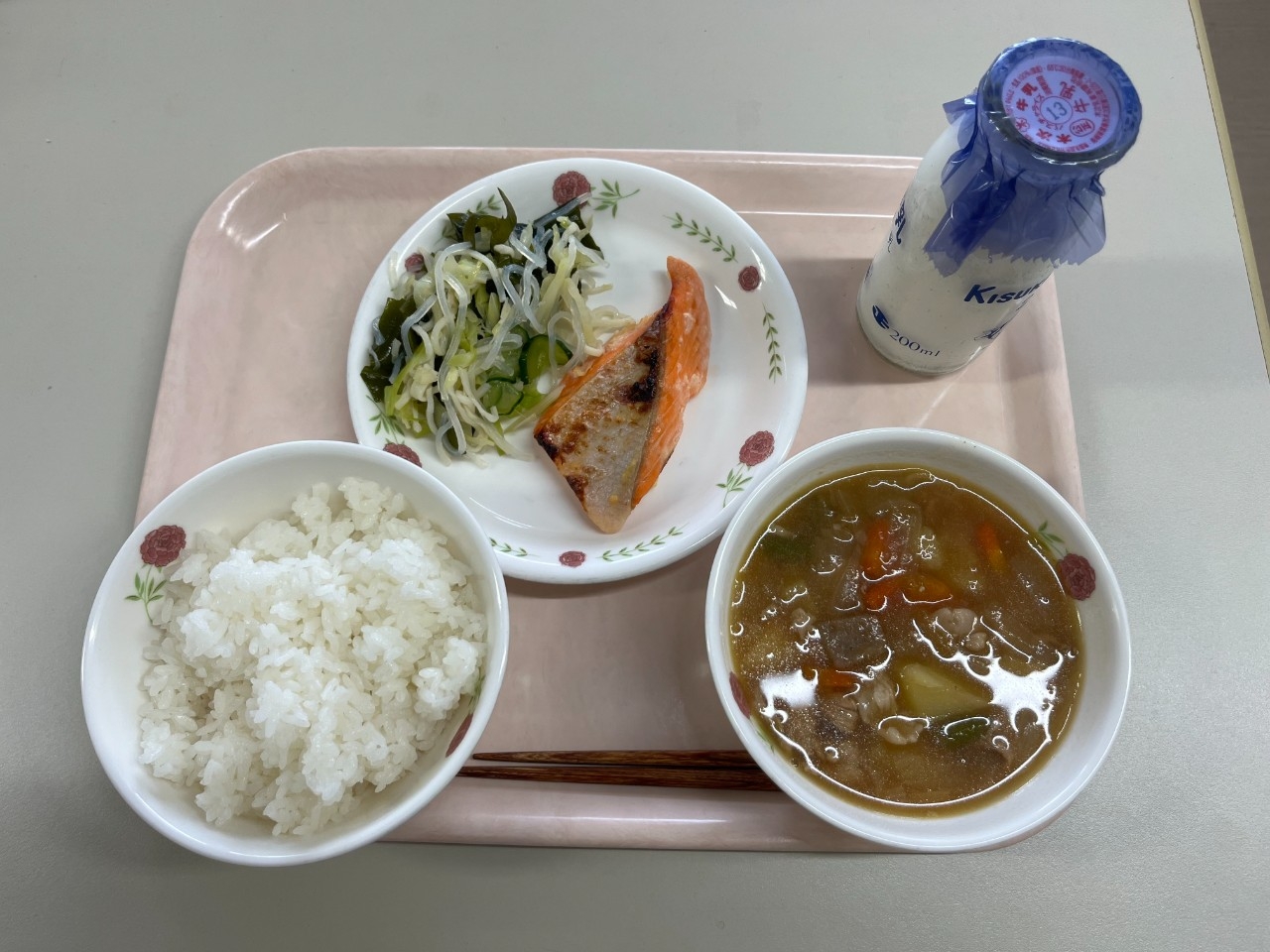 今日の給食の写真