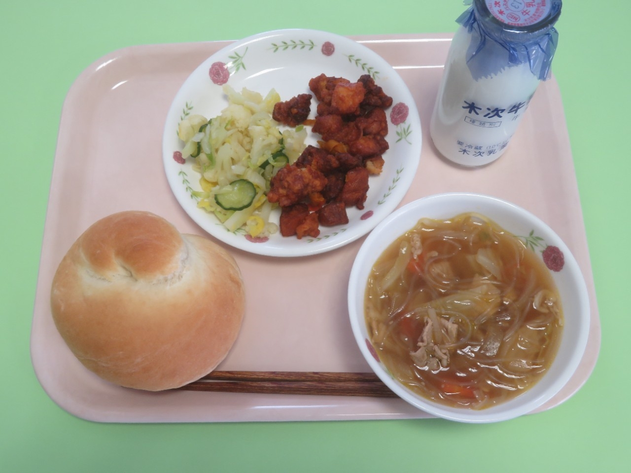 今日の給食の写真