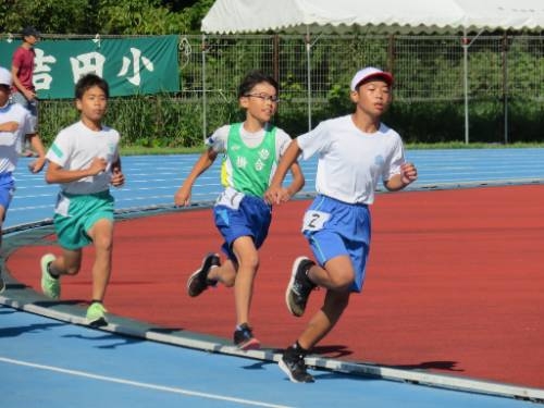 雲南市小学校陸上競技大会が行われました