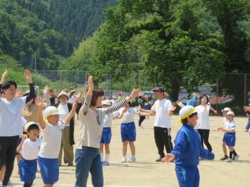 運動会、晴天の下、力を出し切りました（その２）