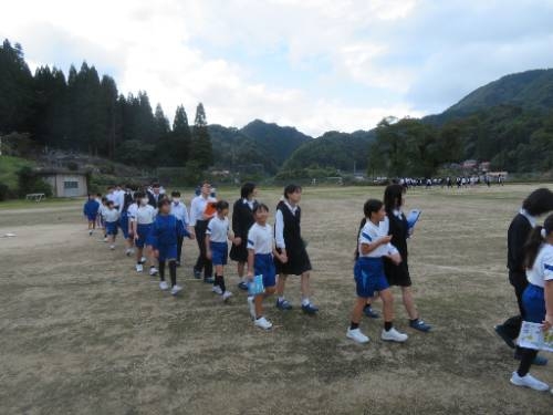 高校との合同避難訓練をしました