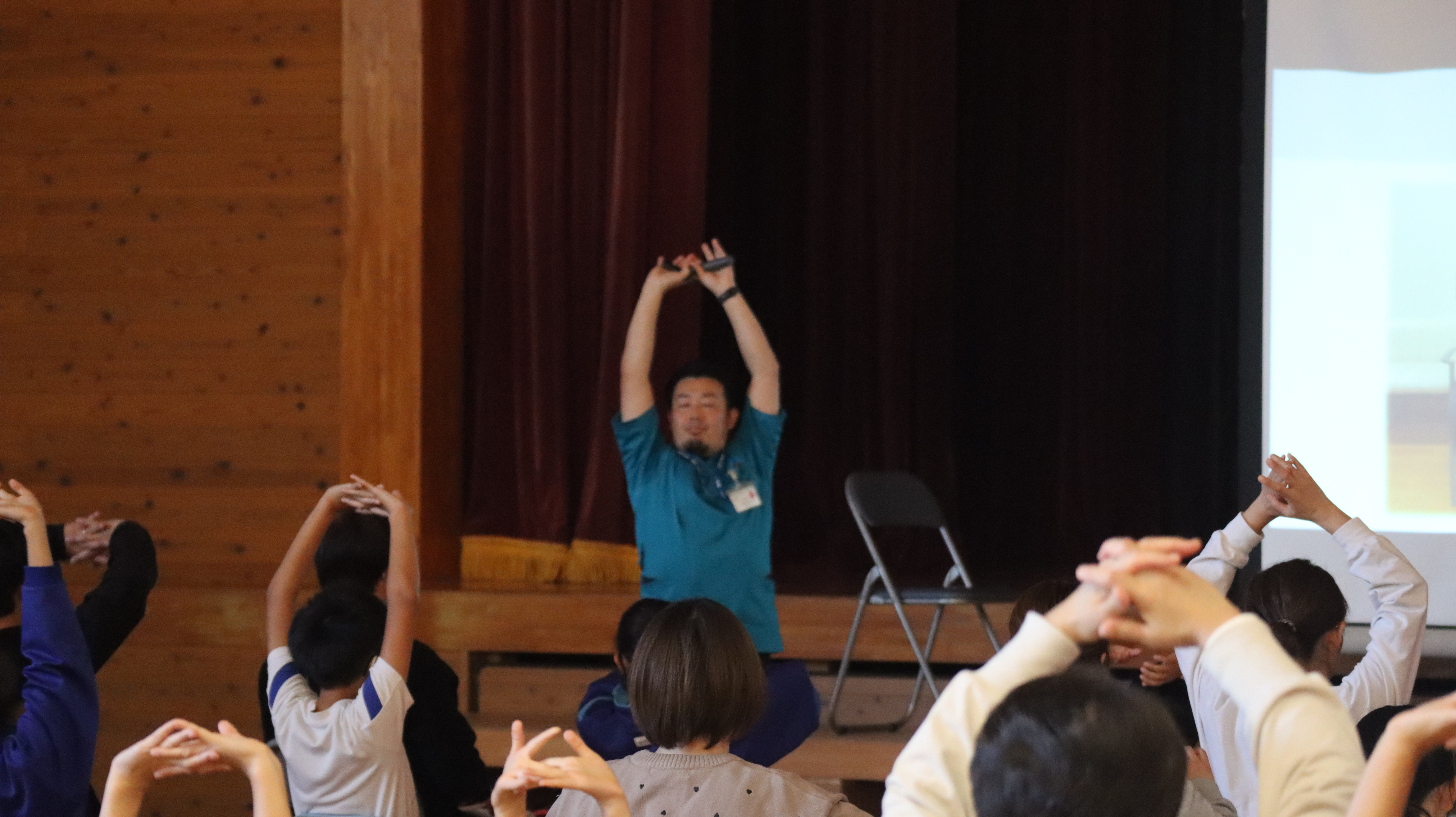 よい姿勢の大切さを学ぶ　～学校保健委員会～