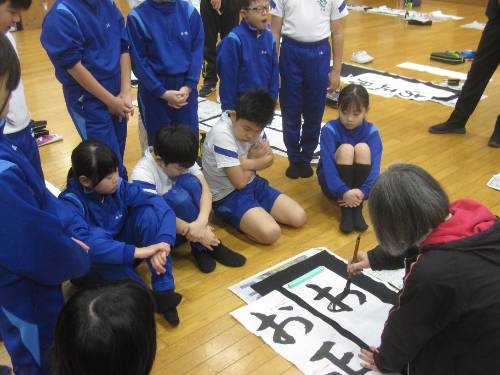 書初め練習会、がんばりました。
