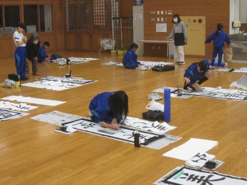 書初め練習会、がんばりました。