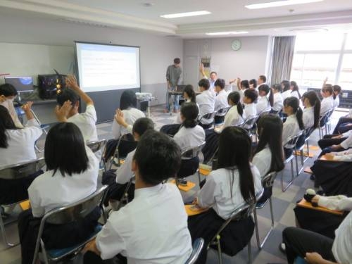 ３年生が『建設業体験学習』に取り組みました（9/22）