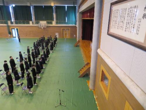 ３年生が卒業式の練習を行いました（3/5）