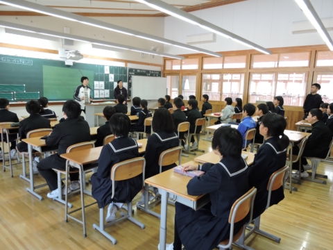 お知らせ 小６生が学校見学 授業体験をしました 雲南市立三刀屋中学校