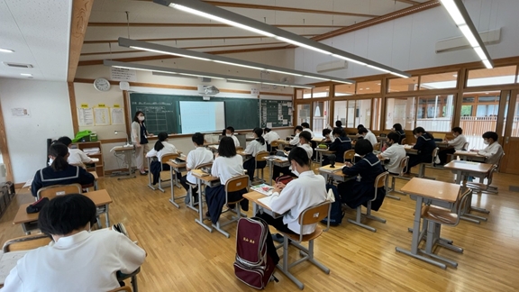 お知らせ 今日も学習に励んでいます 雲南市立三刀屋中学校