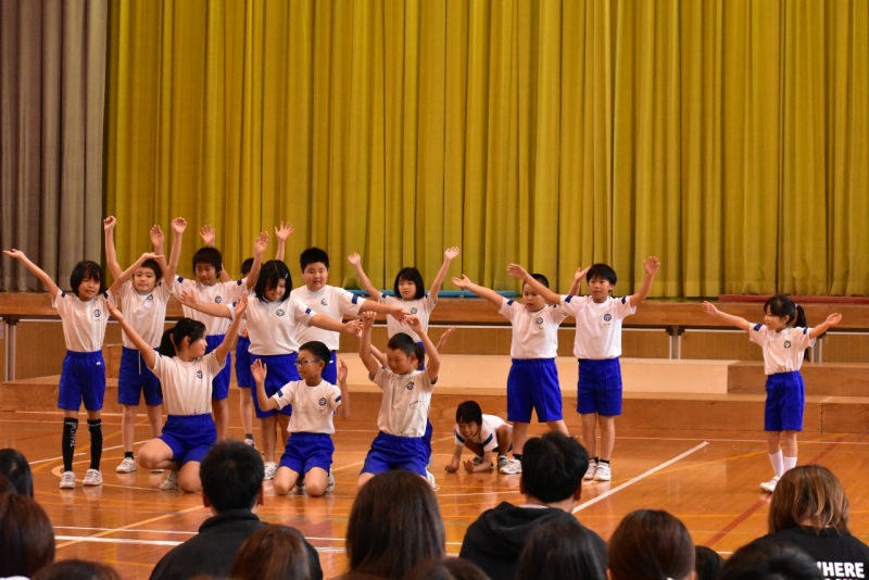 １１月２３日（土）なべっ子発表会