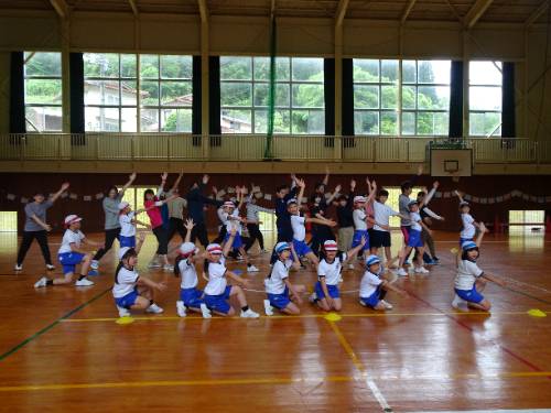 ふれあい運動会（その２）ダンス