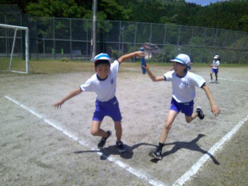 ふれあい運動会（その５）全校リレー・閉会式