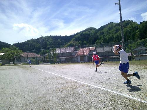 ふれあい運動会（その５）全校リレー・閉会式