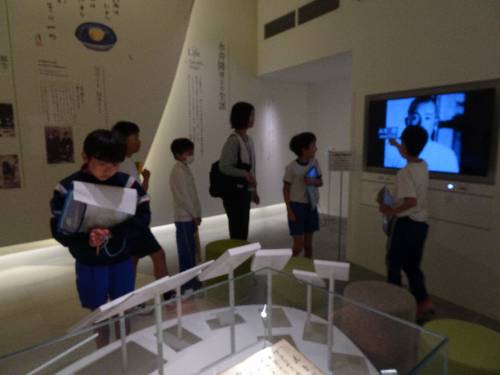 吉田小の友達との平和学習