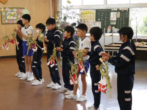 名人に学ぶ しめ縄作り