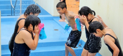 活動紹介 まってました プール開き 雲南市立吉田小学校